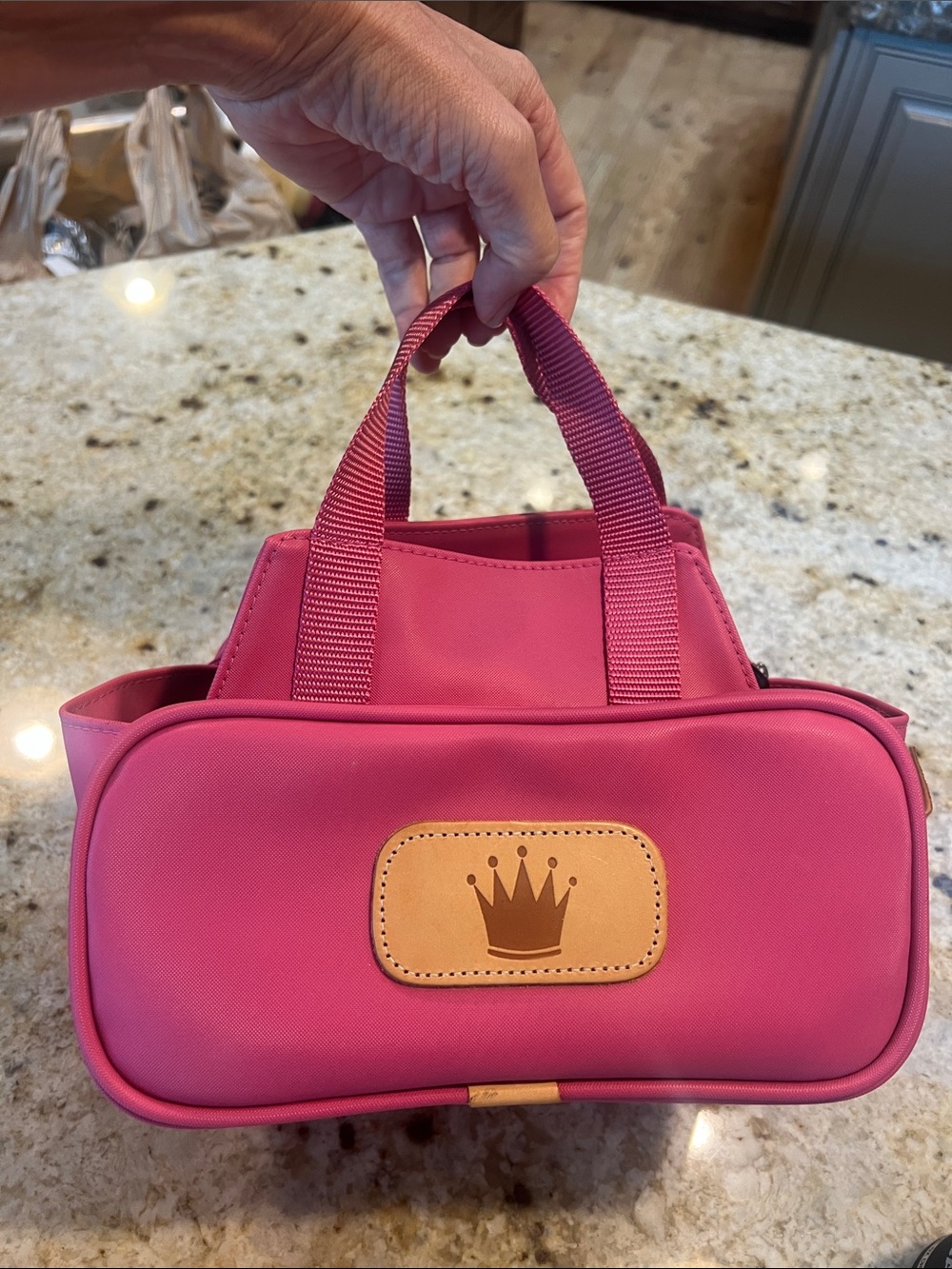 JON HART DESIGN PINK  👑 TOILETRY/COSMETIC BAG TRAVEL EXCELLENT CONDITION!!